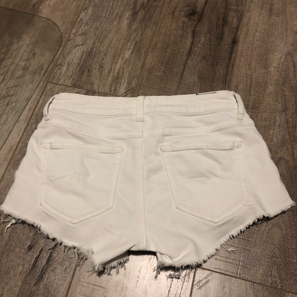 Aritzia denim shorts - Picture 2 of 3